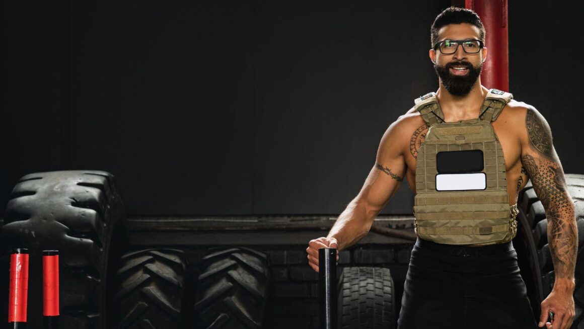 weighted vest muscle building, walking with weighted vest benefits, weighted vest workouts, improve muscle strength walking, weighted vest training tips, weighted vest fitness advantages, outdoor walking weighted vest, best weighted vest for muscle, weighted vest exercise routines